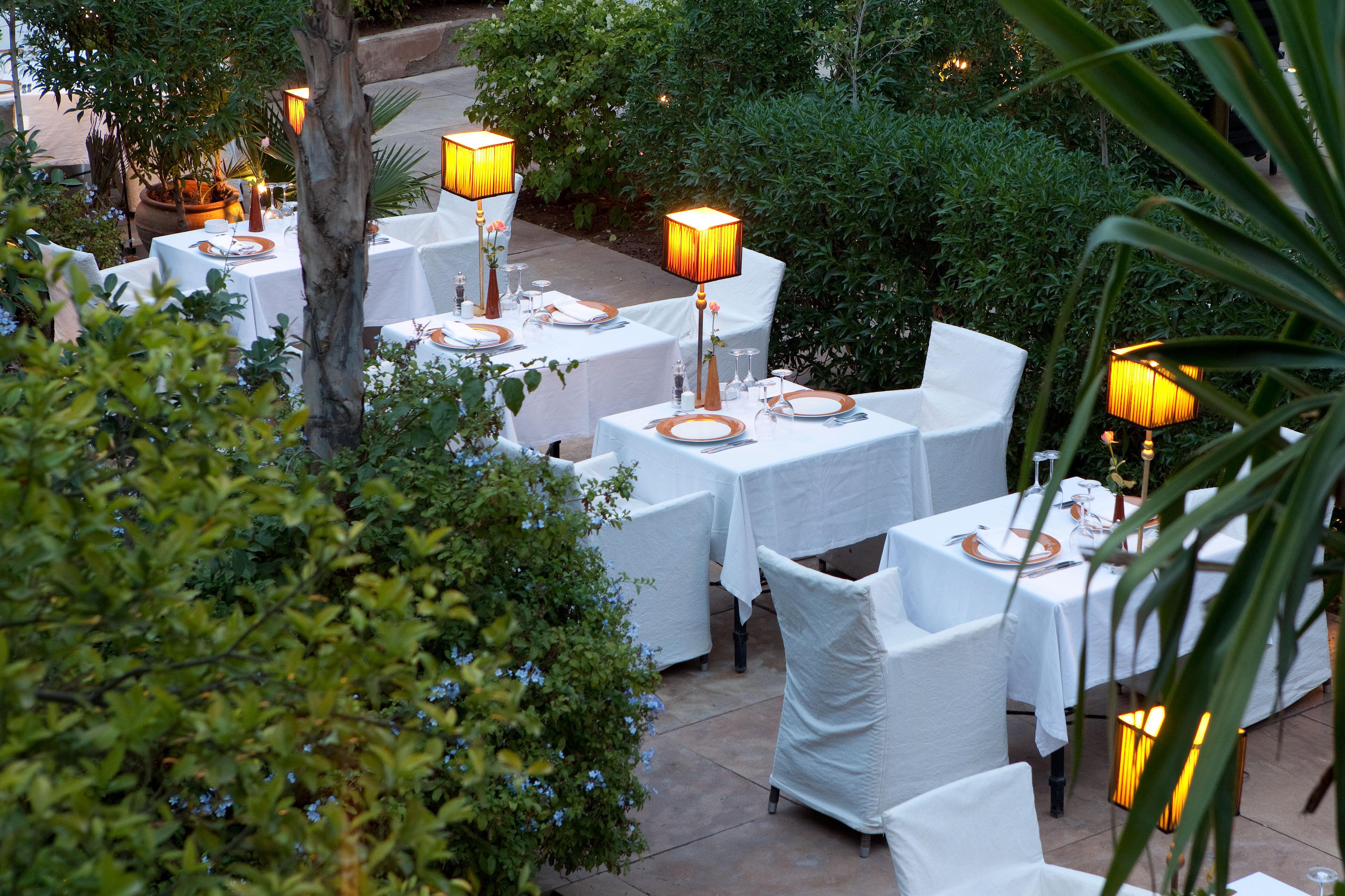 เล ฌาร์แด็ง เดอ ลา กูตูเบีย Hotel มาร์ราเกช ภายนอก รูปภาพ The restaurant at the Mandarin Oriental, Marrakech