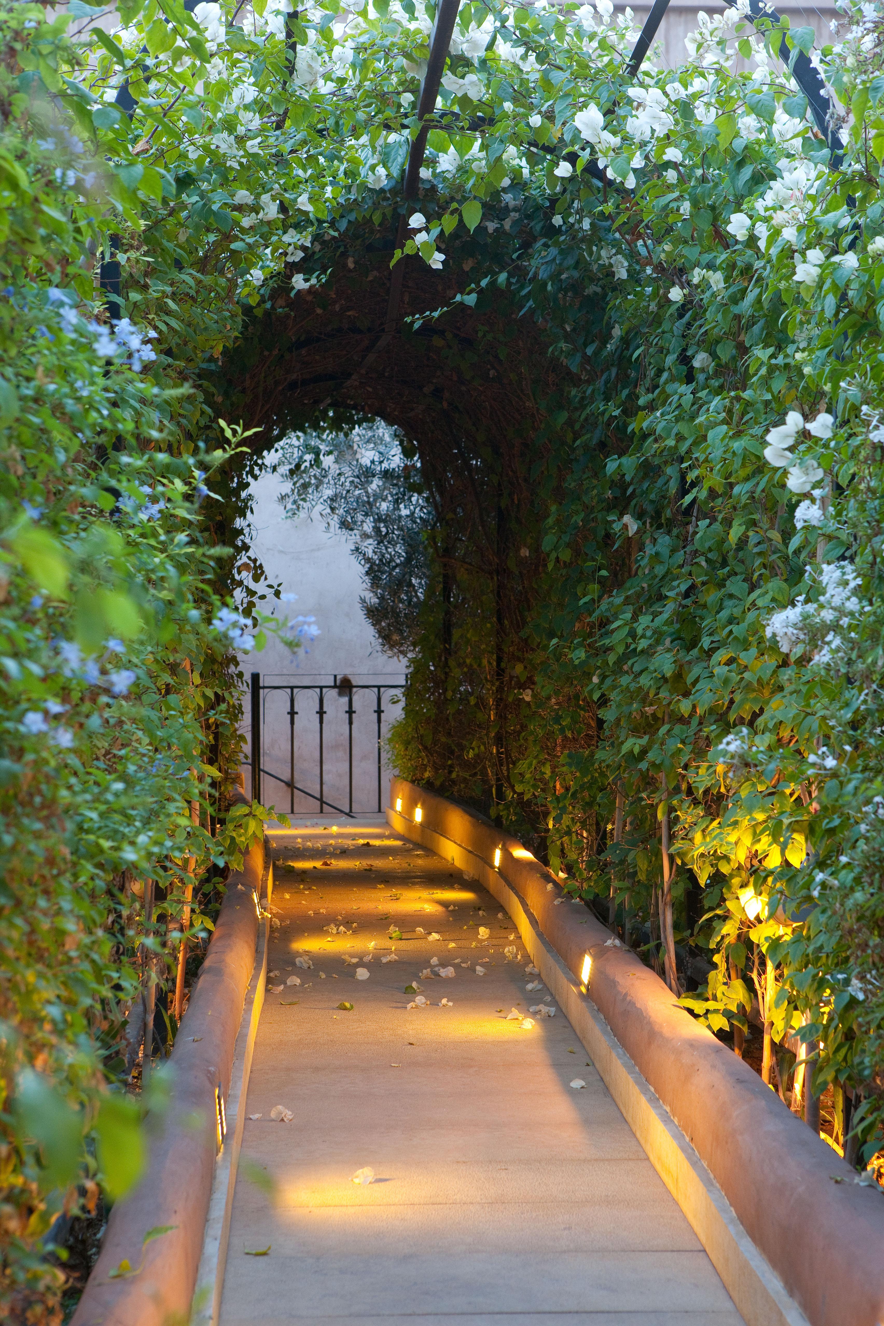 เล ฌาร์แด็ง เดอ ลา กูตูเบีย Hotel มาร์ราเกช ภายนอก รูปภาพ Entrance to the house